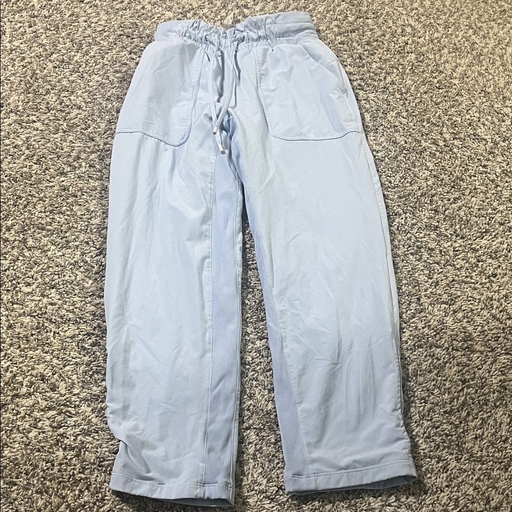 Lululemon Cropped Joggers
